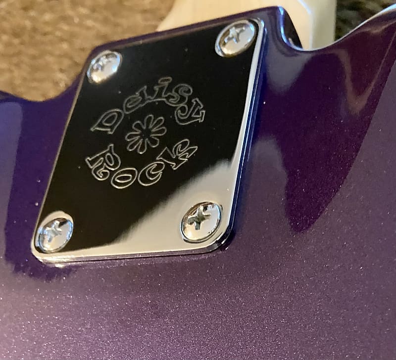 Daisy Rock Heartbreaker Bass 💜 Purple with Matching Soft Daisy Rock Heartbreaker Bass 💜 Purple with Matching Soft
