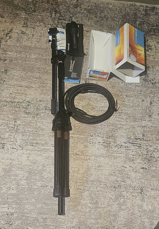 Sennheiser e385 Microphone, Live Wire Elite Cable, and DR Pro Reverb