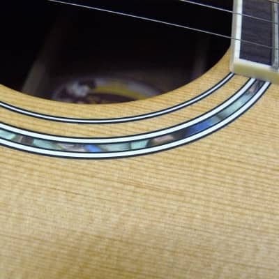 Western-Gitarre / Akustik-Gitarre SPEAR® SD 70E mit Tonabnehmer und EQ incl. dick gefüttertes Gigbag image 3