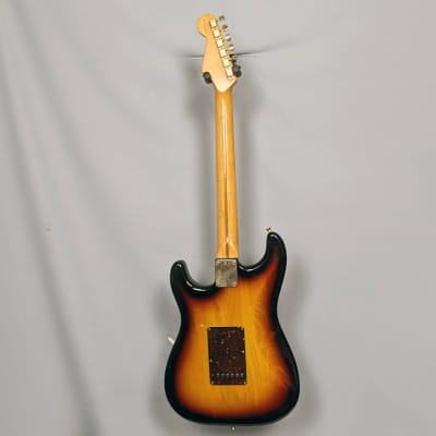 Fender Deluxe Stratocaster 2012 MIM Sunburst Strat Guitar - Made In Mexico image 9