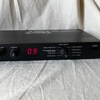 Roland RE-800 Digital Echo vintage echo unit re800 | Reverb