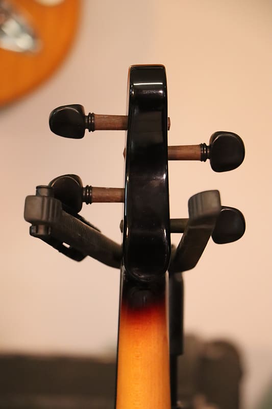 Fender FV3 - Sunburst Electric Violin | Reverb