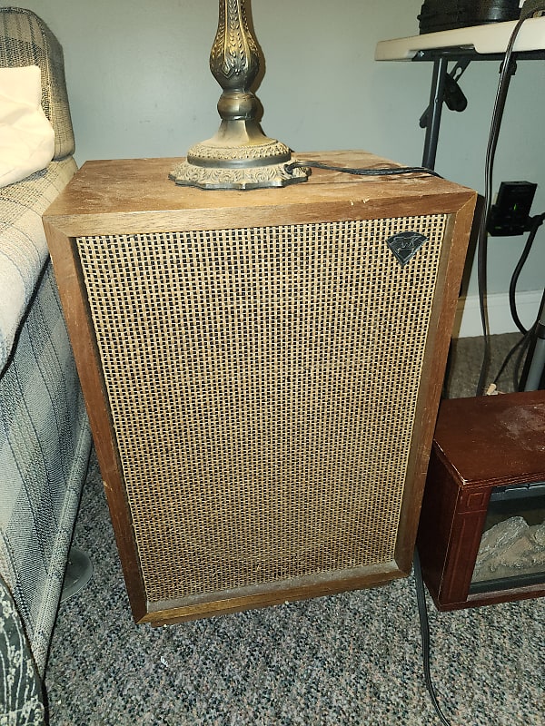 Klipsch Heresy 1967 - brown  			