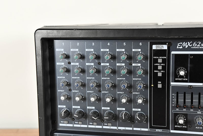 Yamaha EMX62M 6-Channel Powered Mixer CG005UR | Reverb