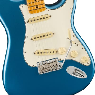 Fender American Vintage II 1973 Stratocaster Electric Guitar Maple Fingerboard, Lake Placid Blue image 3