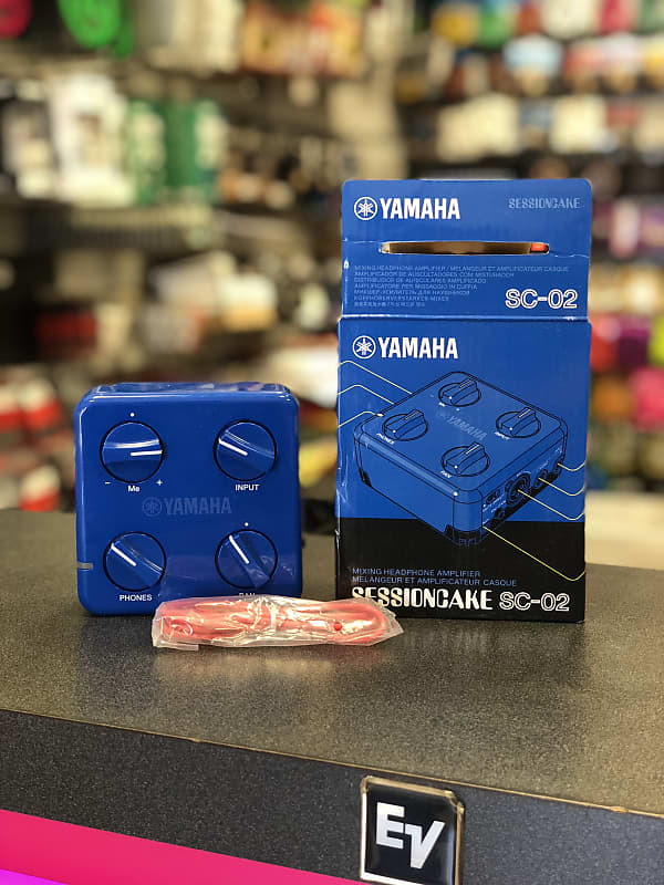 Yamaha SC-02 SessionCake Battery-Powered Mixer Vocal Instrument Inputs Blue