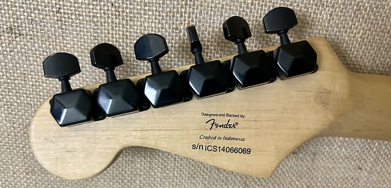 Fender Squier Stratocaster - Black | Reverb