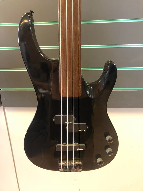 Aria Pro II Magna Series Black Fretless Bass | Reverb