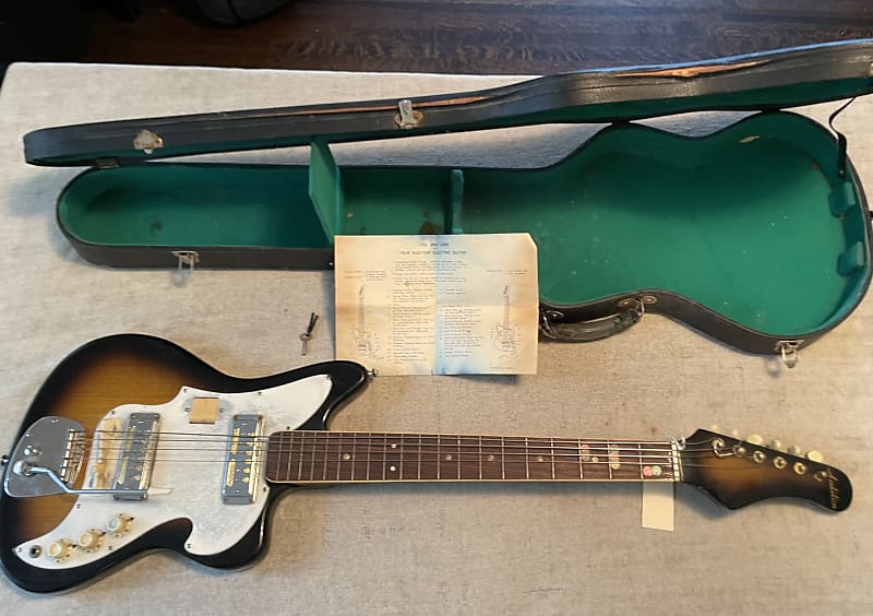 Vintage 1960's Teisco Offset Guitar Case Black w Green | Reverb