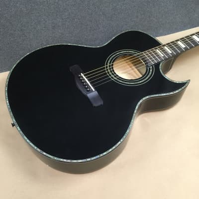 Samick TMJ-17CE Blackbird Acoustic-Electric Guitar Fishman Pickup