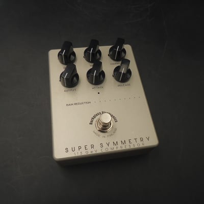 Darkglass Electronics Super Symmetry Compressor