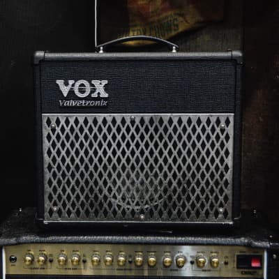 Vox Valvetronix AD15VT 15-Watt 1x8