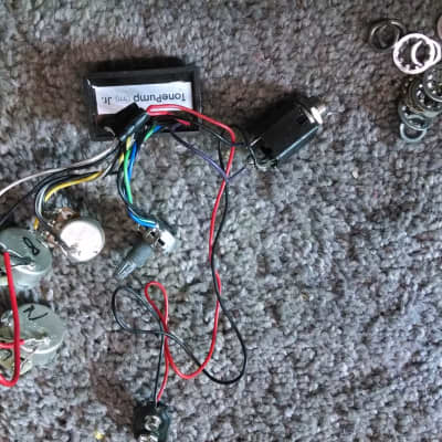 Tone Pump Spector プリアンプ Spector Tone Pump Active Tone Circuit Pre Amp