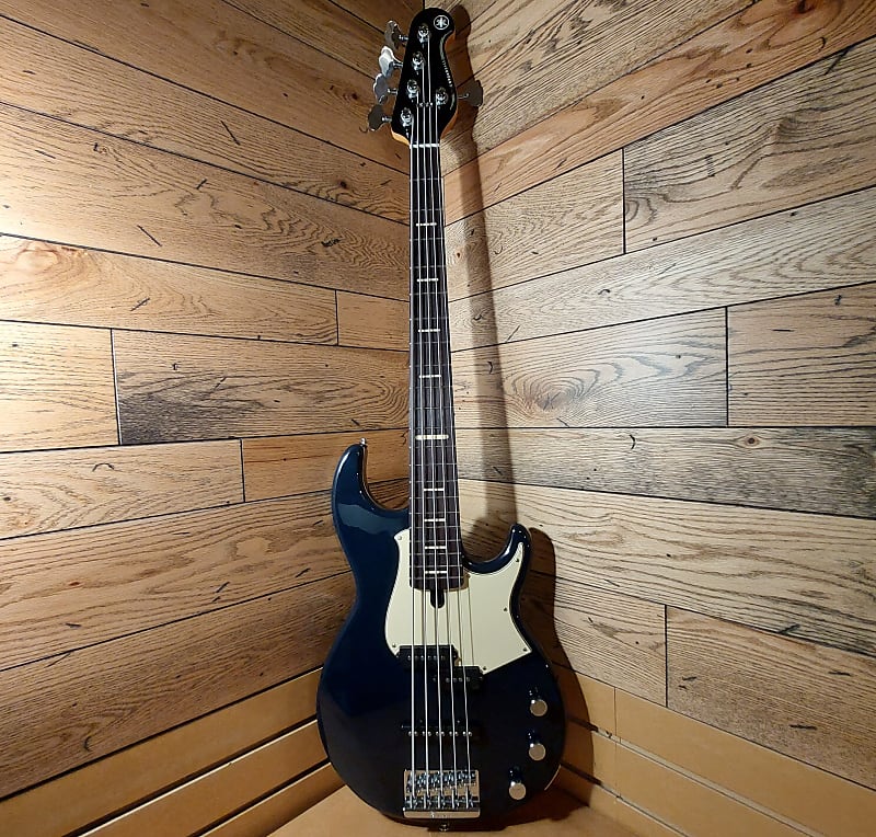 Yamaha BBP35II 5-string Midnight Blue w / case