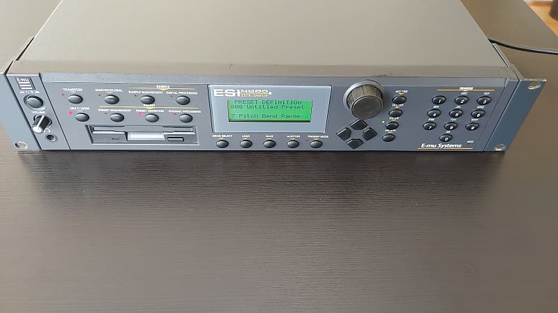 E-MU Systems ESI 4000 Rackmount 128-Voice Digital Sampler | Reverb