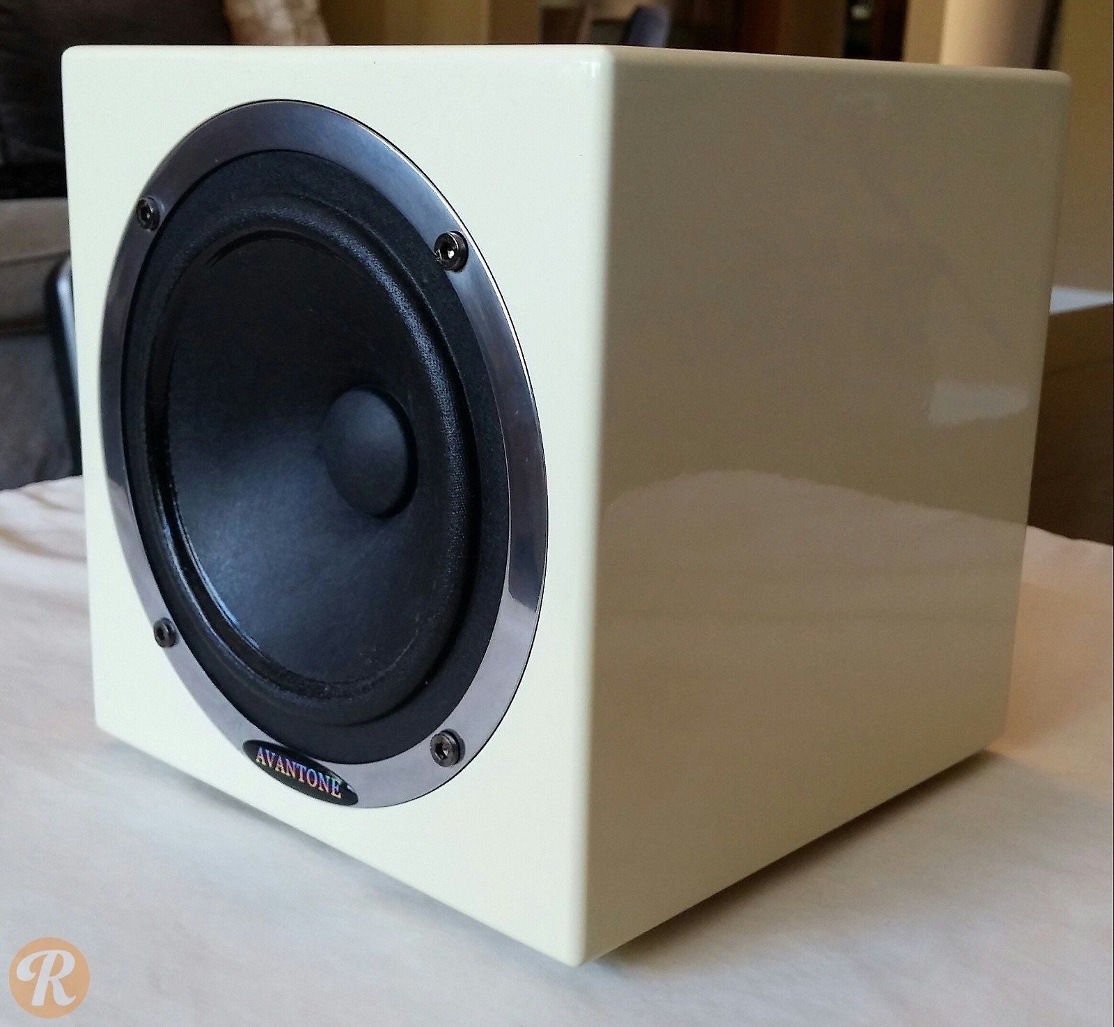 Avantone mixcube passive clearance