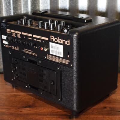 Roland AC-33 30 Watt 2x5' Chorus Acoustic Guitar Amplifier image 5