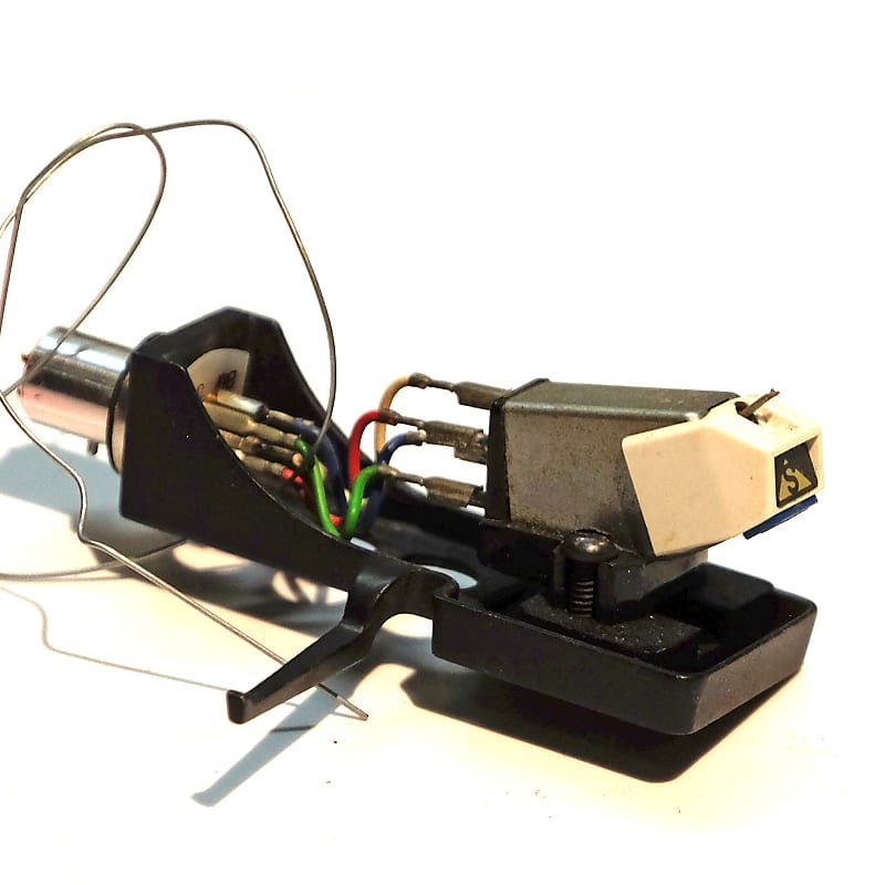 Sonus Blue Phono cartridge with low hours of use  			