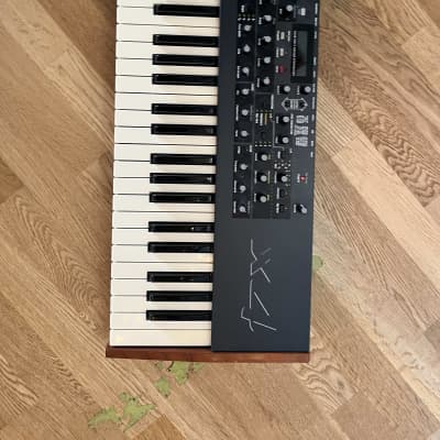 Dave Smith Instruments Mopho x4 44-Key 4-Voice Polyphonic Synthesizer 2013 - 2018 - Black with Wood Sides