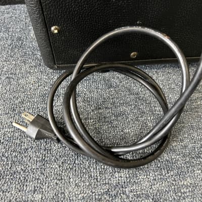 Hiwatt Custom 20 Solid State Guitar Practice Combo Amplifier- Black image 14