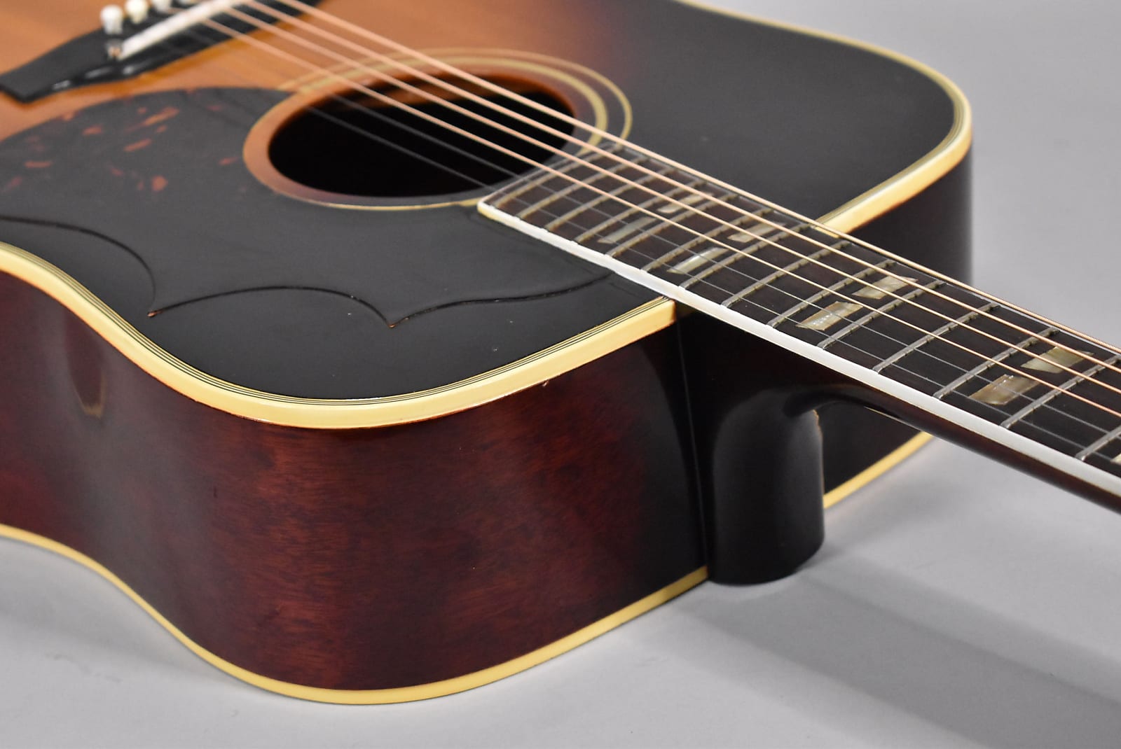 1963 Gibson SJ Country Western Southern Jumbo Sunburst Finish Acoustic Guitar w/OHSC image 5