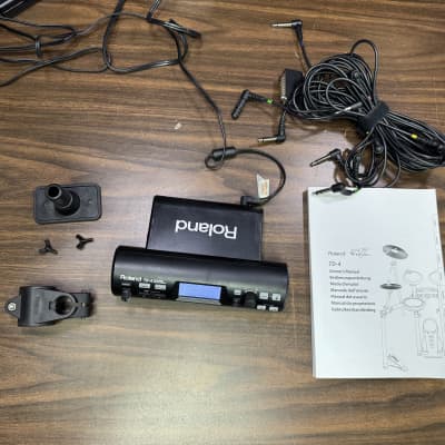 Roland TD-4 V-Drum Sound Module w/Mount, Clamp, Wiring Harness & Power - CY74160