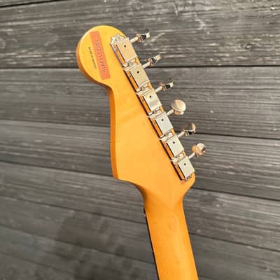 Fender Robert Cray Stratocaster MIM Electric Guitar image 10