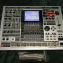 Roland MC-909 Groovebox, Fantastic Condition, Fully Upgraded Memory & SRX-05, w/ SM Card, Xtra Pads