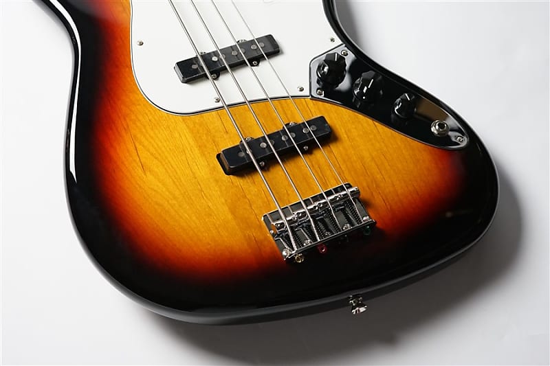 Fender MIJ Hybrid II Jazz Bass