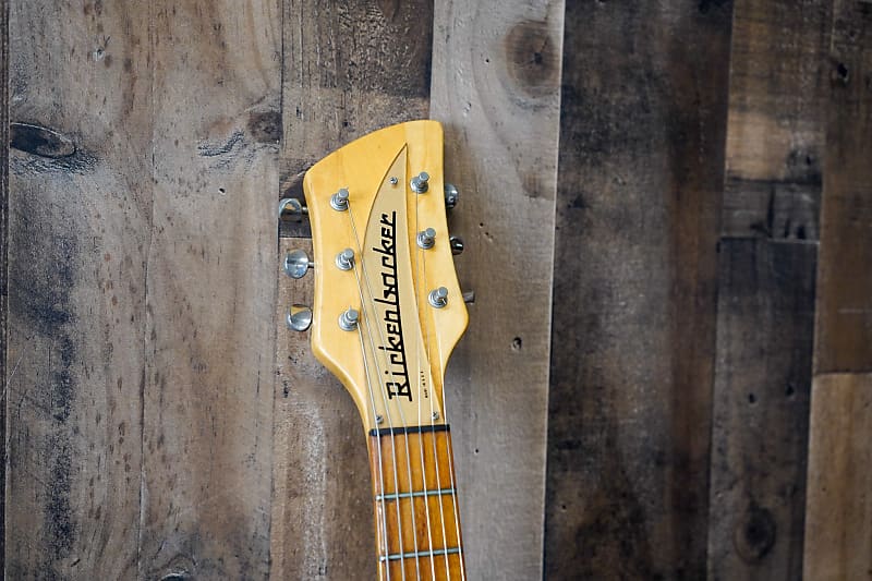 ギター Rickenbacker 325 V59 Mapleglo 1989 Rickenbacker 325V59 Mapleglo | Guitar Chimp