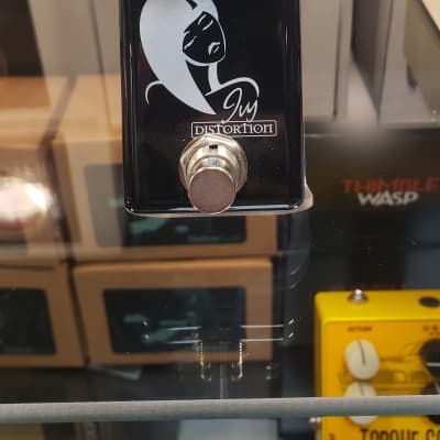 SEVEN SISTERS IVY DISTORTION エフェクター RED WITCH Seven Sisters Ivy Distortion ディストーション