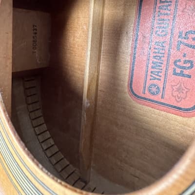 Yamaha  FG-75, Red Label, 70s - Natural acoustic guitar image 5