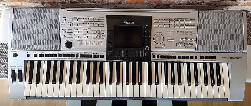Yamaha PSR-3000 ジャンク Yamaha PSR 3000 Silver Keyboard synth | Reverb