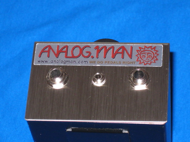 very lite use Electro Harmonix Small Stone ANALOGMAN MOD, RI