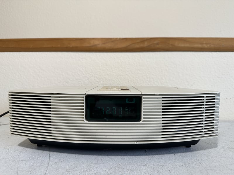 Bose Wave Radio AWR113 HiFi Stereo Alarm Clock AM/FM Tuner Reverb