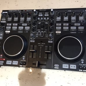 Denon Dj controller MC3000 Denon MC 3000.. slightly used.. in very