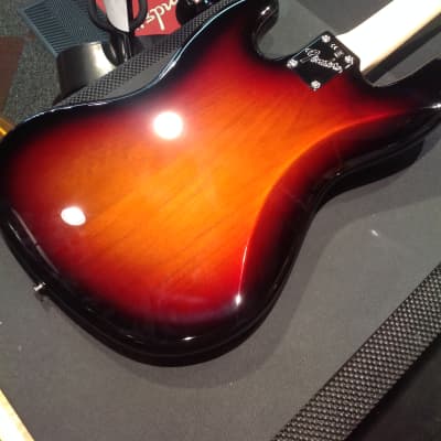 Fender American Performer Jazz Bass®, Rosewood Fingerboard, 3-Color Sunburst-US19013923 image 7