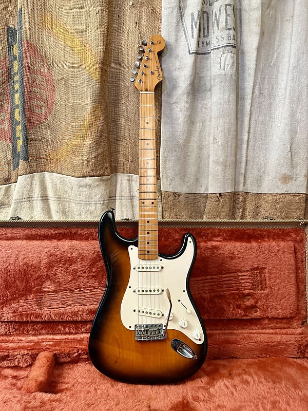 Fender '54 Reissue Custom Shop Stratocaster 1991 Sunburst image 1
