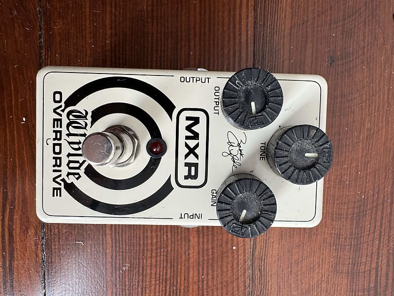 Amazon.com: MXR Wylde Overdrive Effects Pedal : Musical Instruments