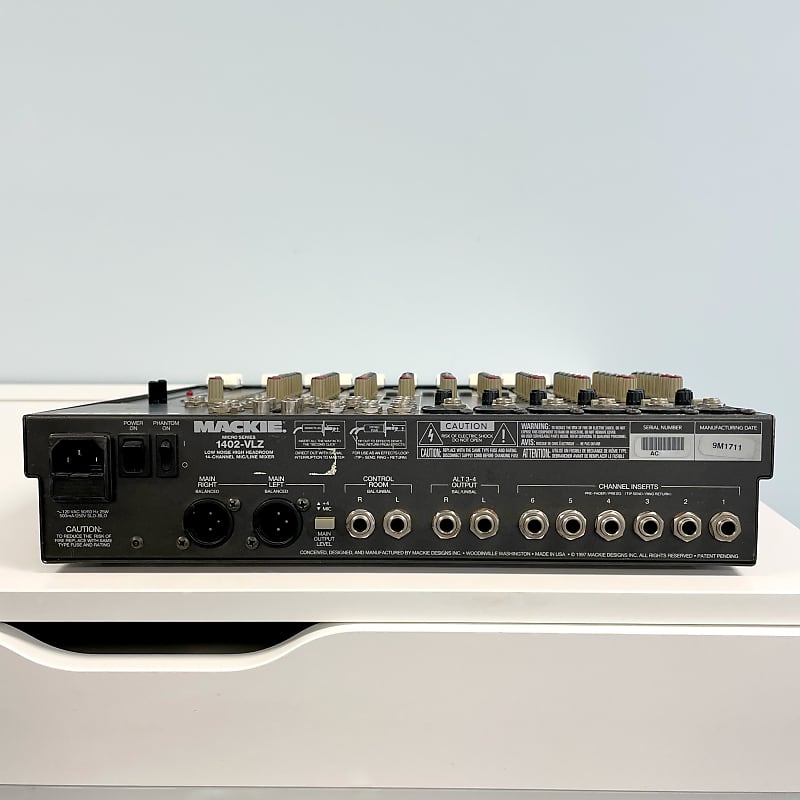 Mackie 1402VLZ4 14ch Compact Mixer - The Music Den
