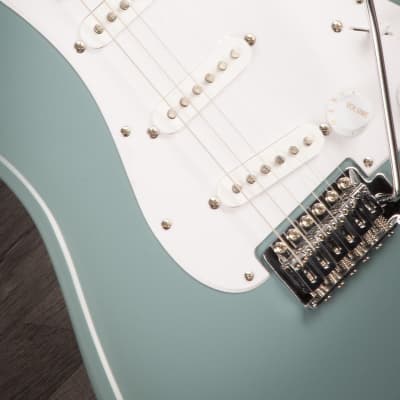 SQUIER スクワイヤ Bullet Sonic Grey レア　終値 SQUIER スクワイヤ Bullet Sonic Grey レア 終値 - メルカリ