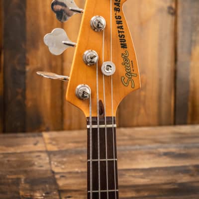 Squier Classic Vibe '60s Mustang Bass | Reverb Canada