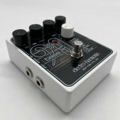 Electro-Harmonix SYNTH9 Synthesizer Machine Pedal | Sweetwater
