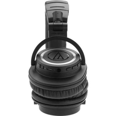 Audio-Technica ATH-M50x Closed-Back Professional Studio Monitor Headphones image 5