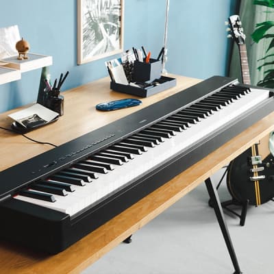 Yamaha P-225 BK Digital Piano image 9