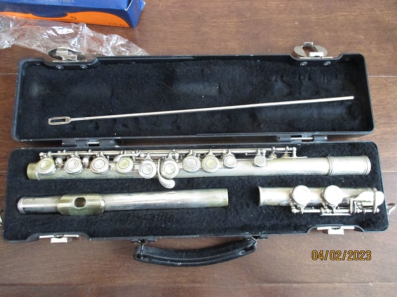 Armstrong Liberty Closed-Hole Flute with case. Made in USA image 1