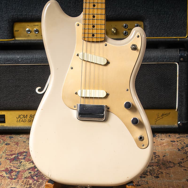 Fender Duo-Sonic with Maple Fretboard 1956 - 1959 | Reverb