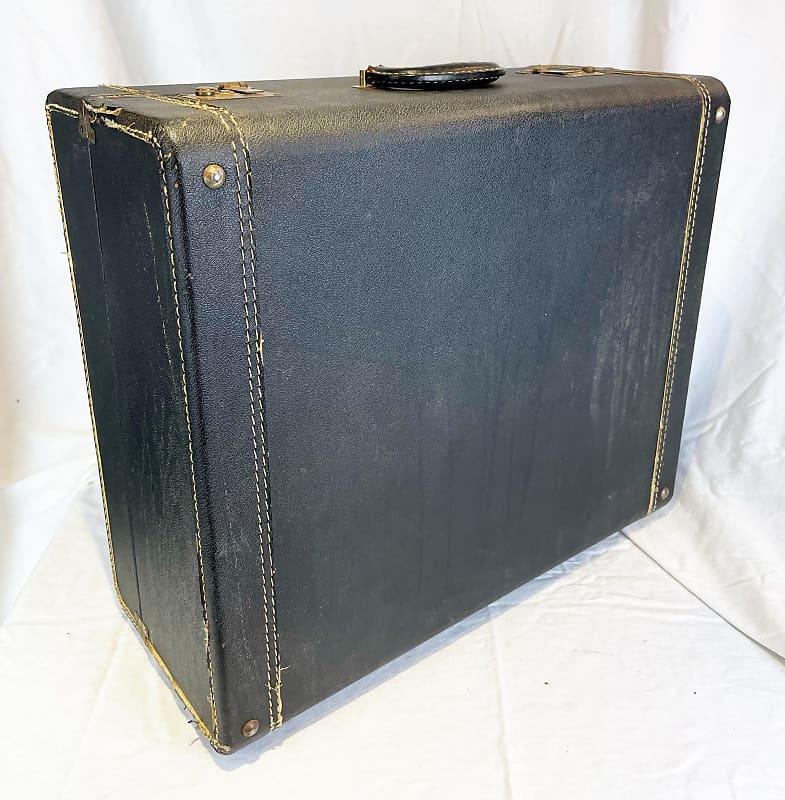 Black Hohner Accordion Hard Case 21.5" x 17.5" x10" (54.5cm x Reverb