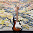 Fender Player Stratocaster Pau Ferro Fingerboard 3-Color Sunburst (Floor Model-SN#MX21269073)