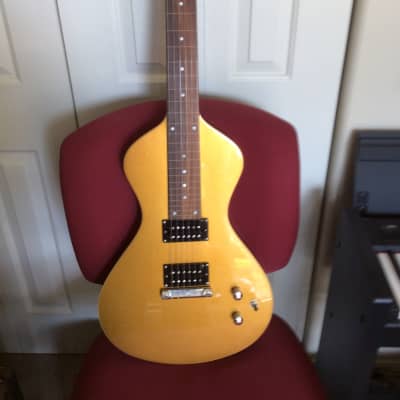 Asher Electro Hawaiian Jr limited edition vintage gold 2019 gold image 2